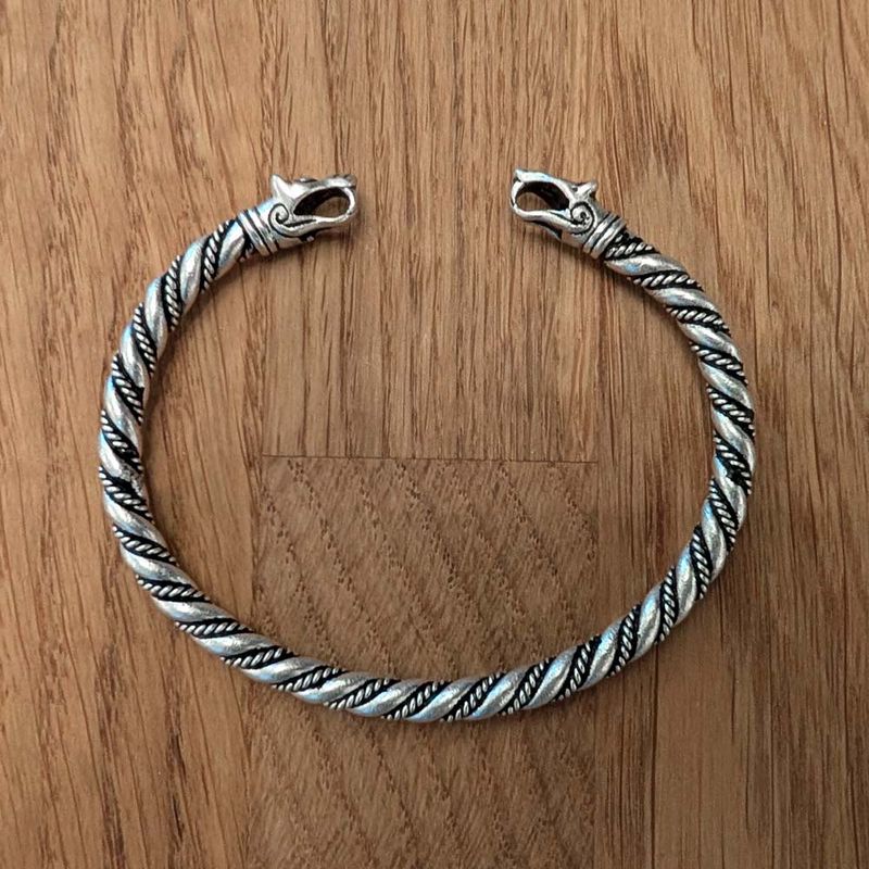 Vikingarmring Ulvehoder - Sølvbelagt